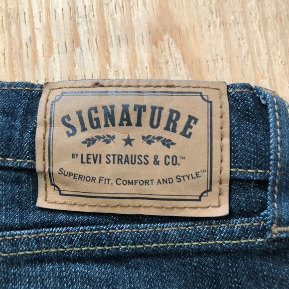 Levi’s Denim Jeans - Picture 2 of 5